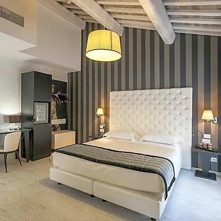 Nazionale Hotel 3*